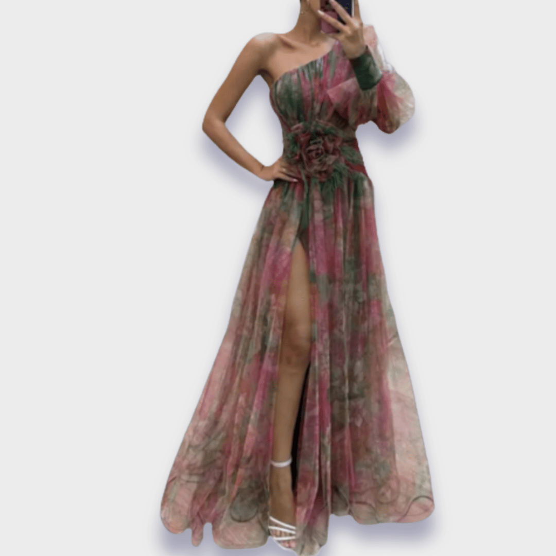 Elegantes Handgefertigtes Damenkleid Für Festliche Anlässe – Vorderansicht des Kleides, das einen eleganten Schnitt und figurbetonte Passform bietet, in neutralem Hintergrund.