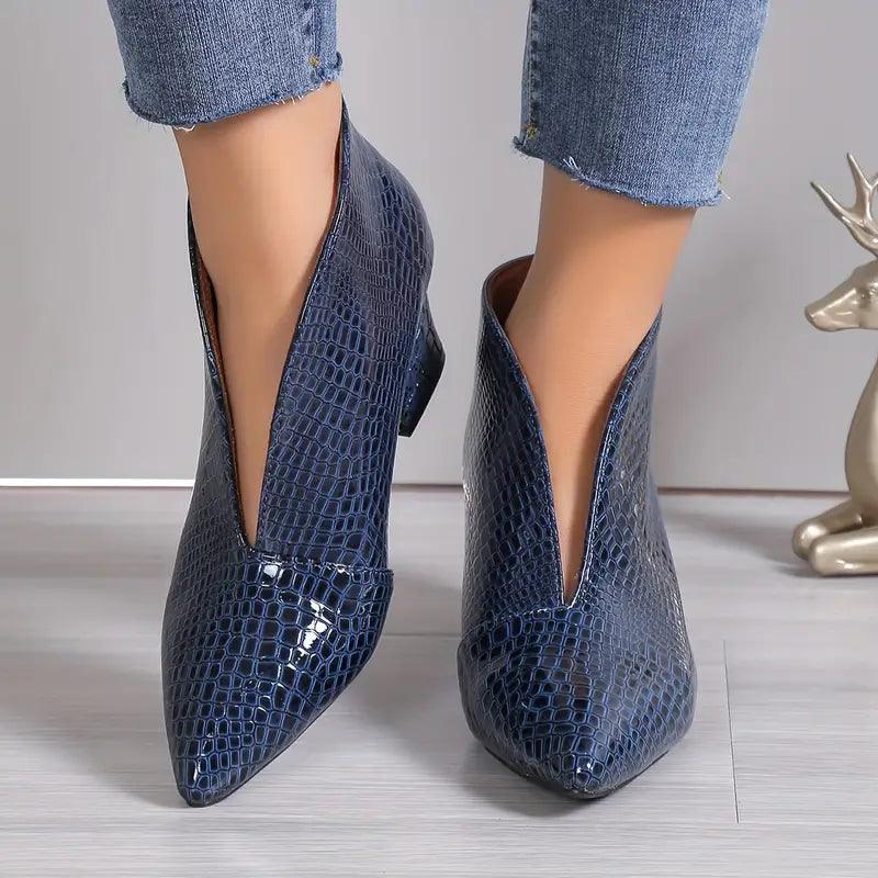 Iris™ - Damenstiefel mit spitzem Absatz Königsblau
