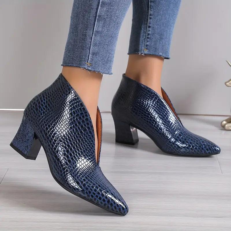 Iris™ - Damenstiefel mit spitzem Absatz