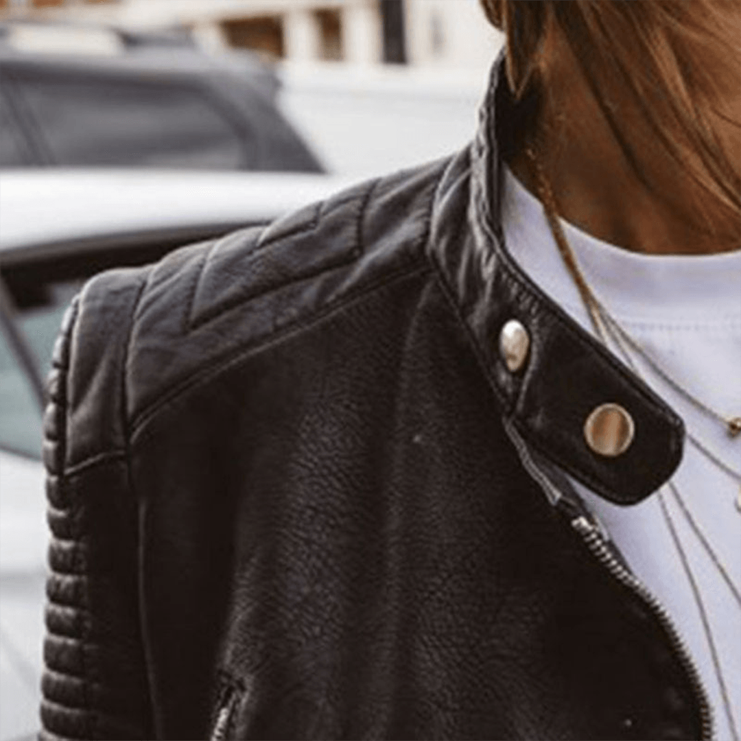 MILA – Taillierte Lederjacke Aus Hochwertigem Kunstleder Mit Trendigen Details