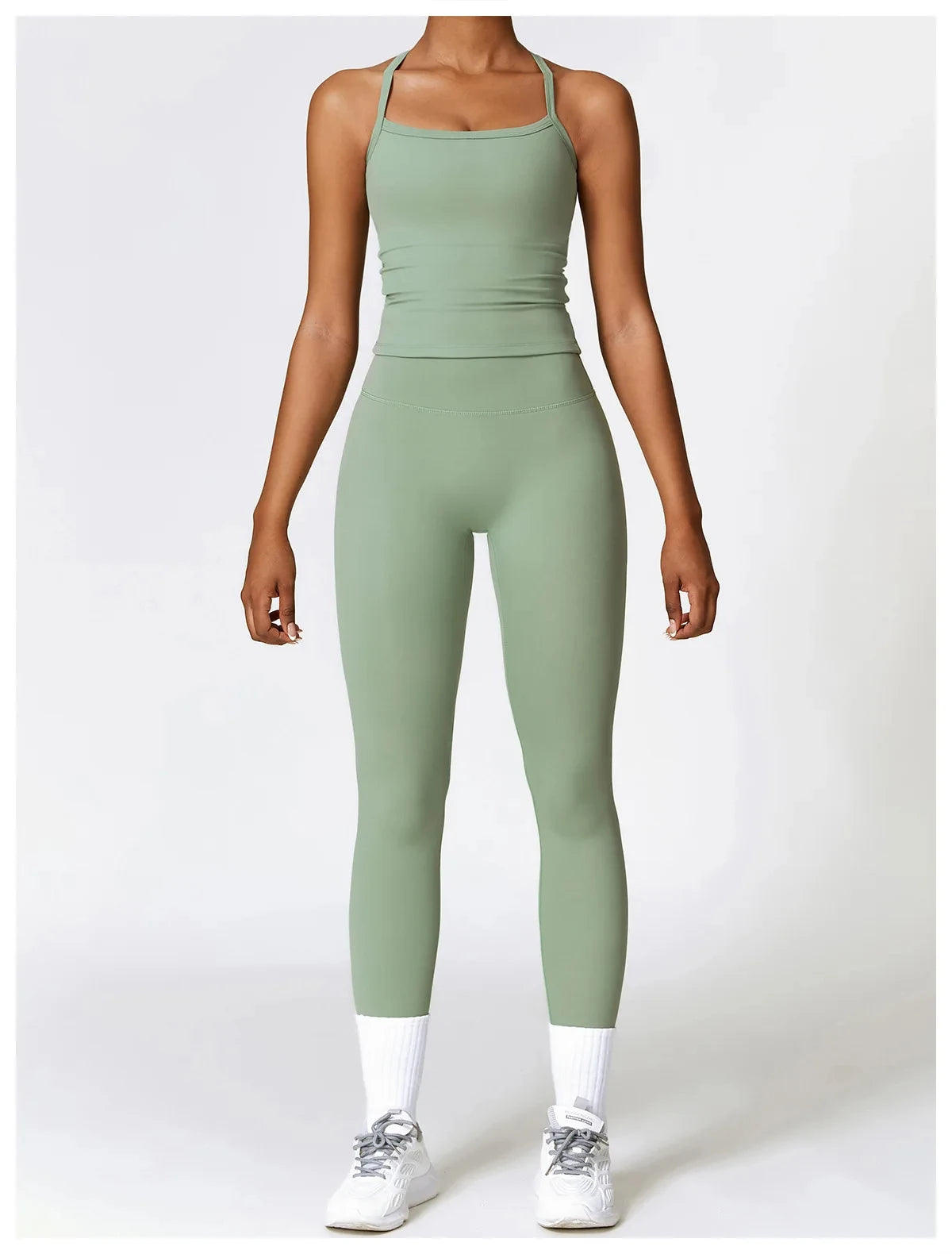 Hochwertige Fitness Kleidung mit Langärmligen Oberteilen und Hochtaillierten Leggings Grün