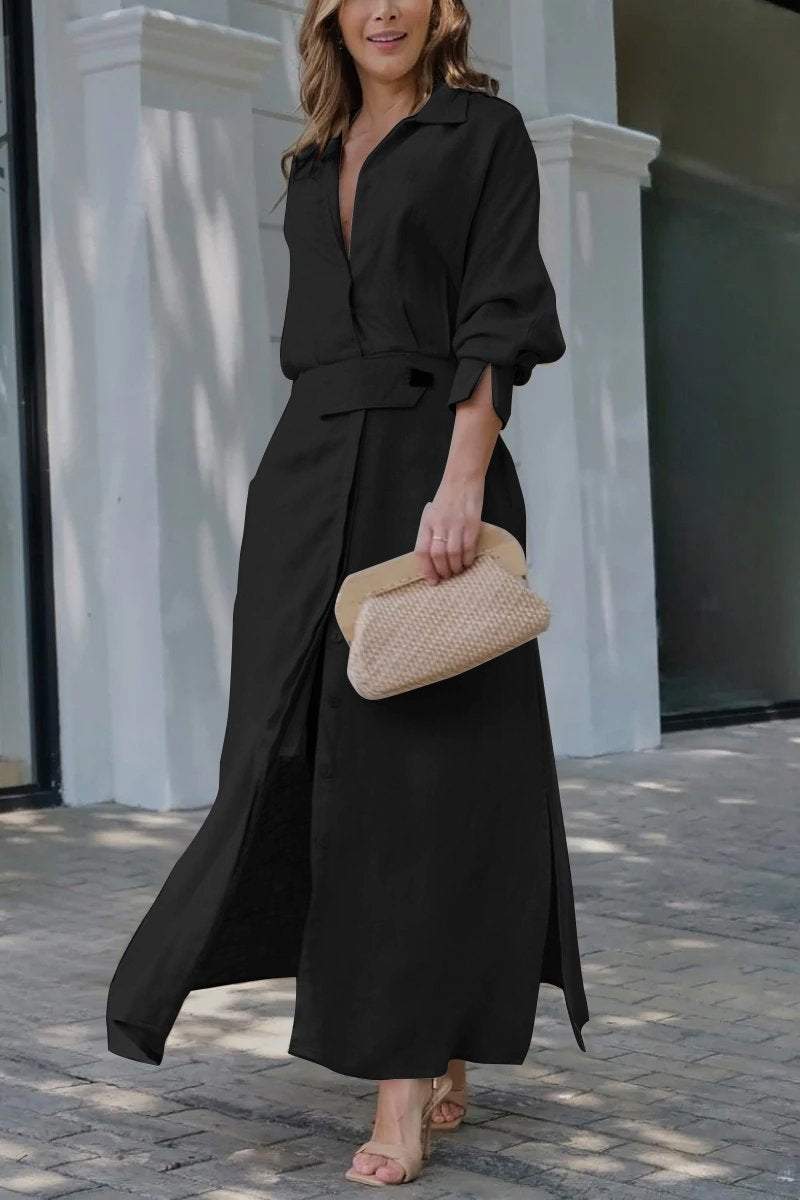 Elegantes Jeanette Maxikleid von Fadenburg in schwarzer Farbe, V-Ausschnitt und lässiger Schnitt, ideal für warme Sommertage.