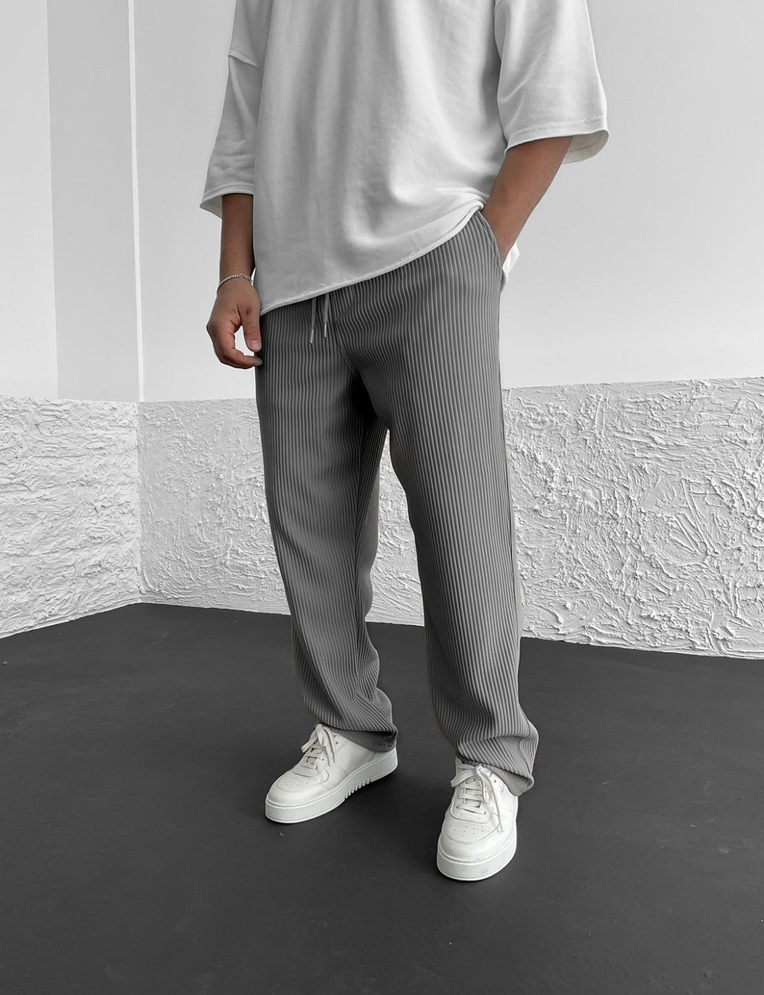 Gerippte Hose Modern