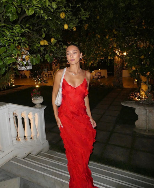 Aliza Ruffled Maxi Dress - Elegante und bequeme Maxi-Kleid mit romantischem Design, zarten Rüschen und vielseitigen Styling-Möglichkeiten, perfekt für verschiedene Anlässe.