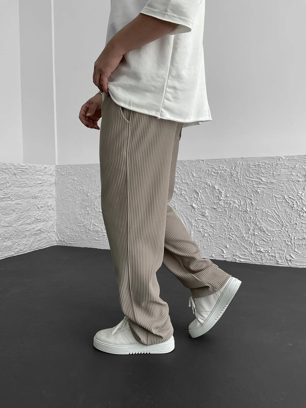 Gerippte Hose Modern