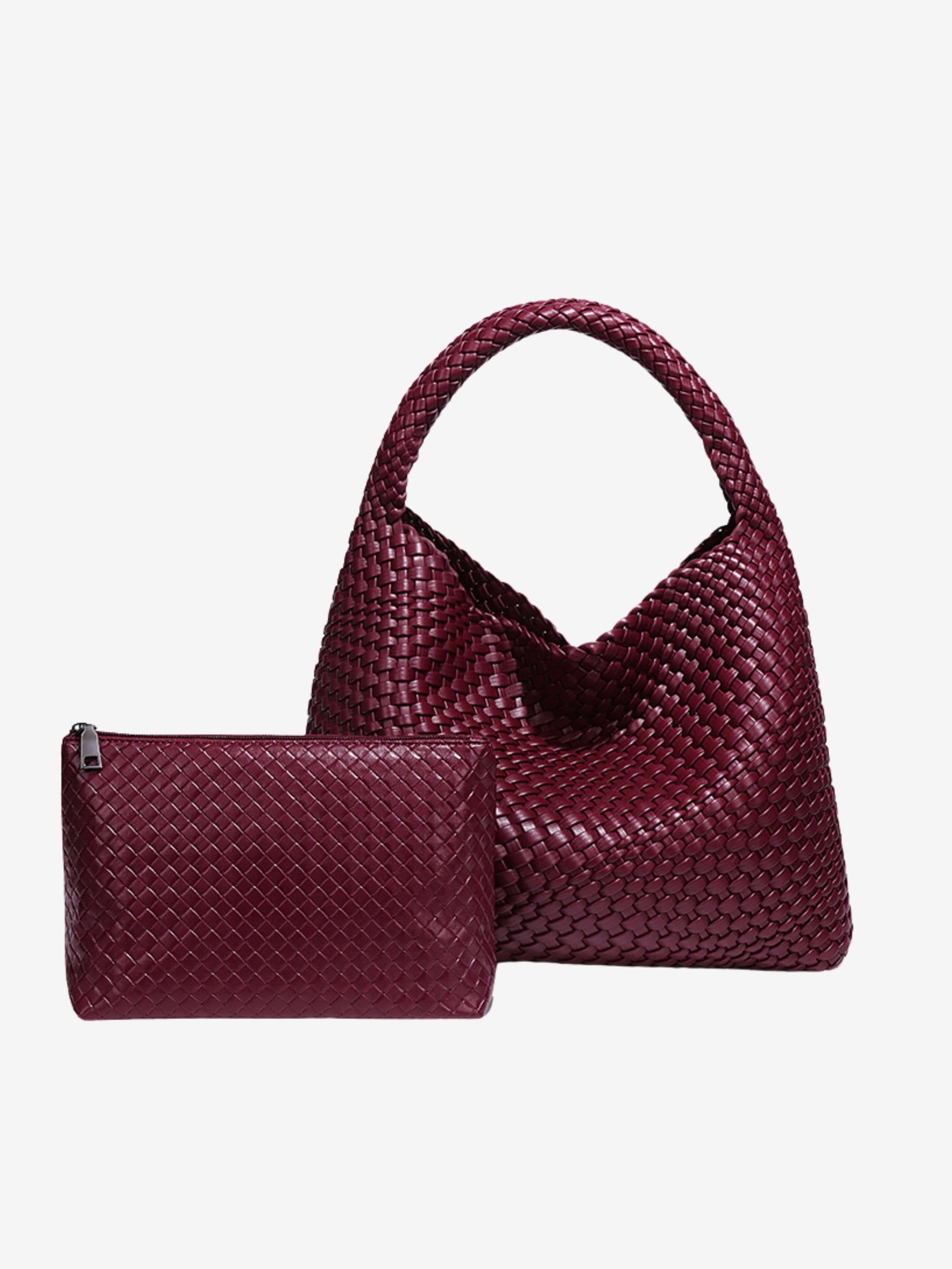 Luna Chic Oversized Woven Hobo Bag von Fadenburg, modisches Accessoire für den Alltag, bequem und praktisch.