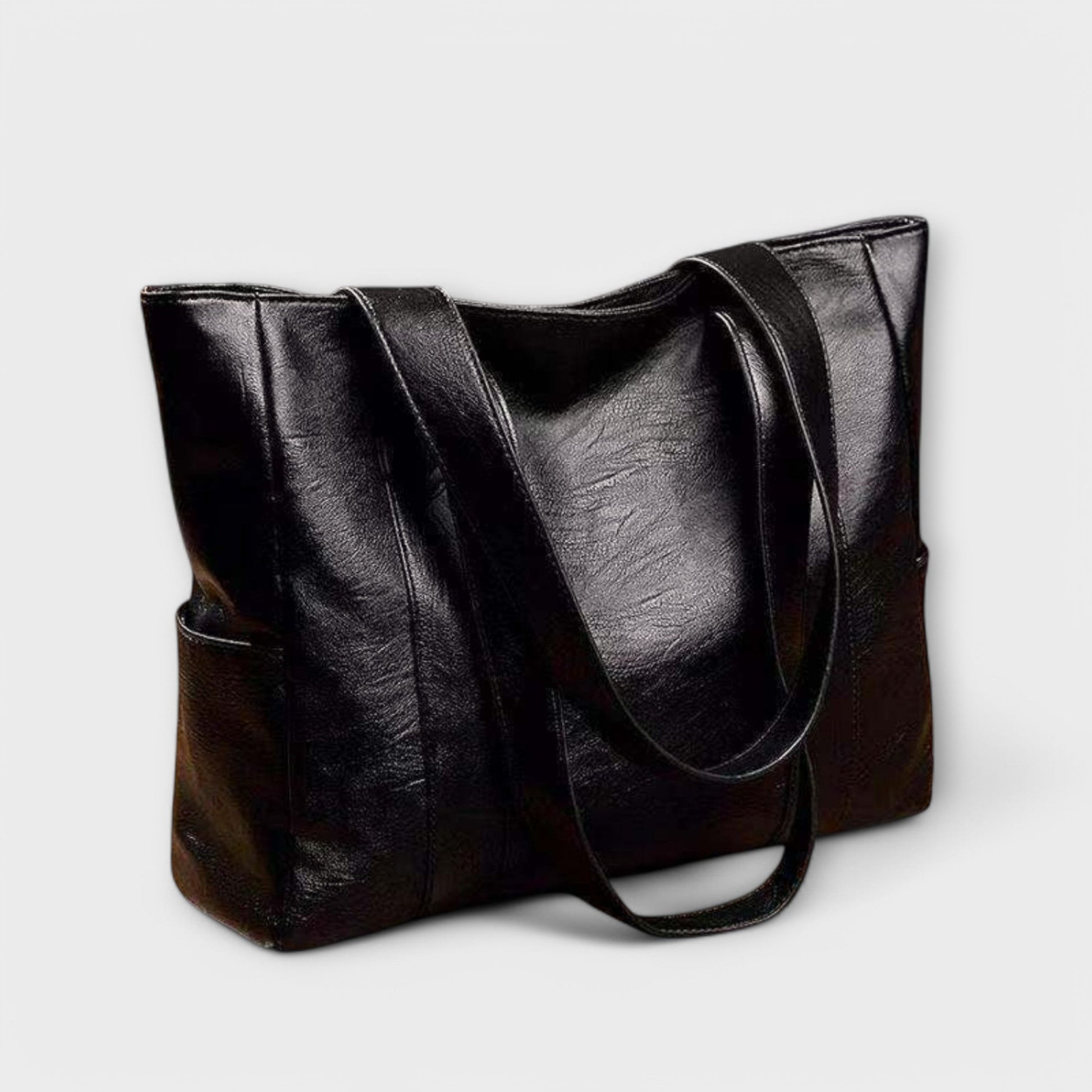 Eteria Vintage Ledertasche für Damen, hochwertige Verarbeitung und langlebiges Material für täglichen Gebrauch.