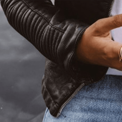 MILA – Taillierte Lederjacke Aus Hochwertigem Kunstleder Mit Trendigen Details