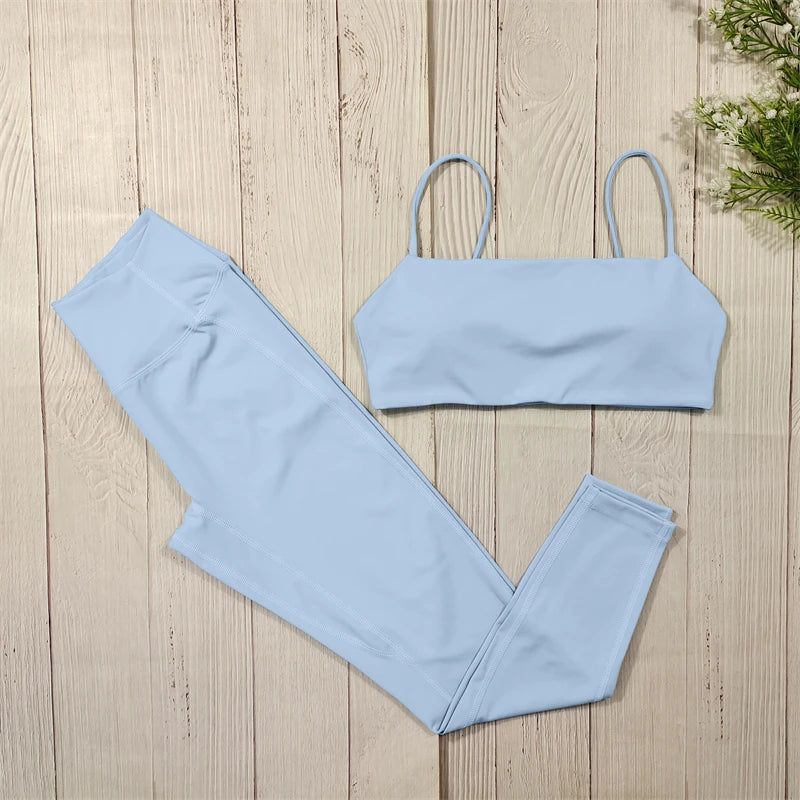Set mit Hochgeschnittenen Leggings und Kurzen Ärmeln Himmelblau