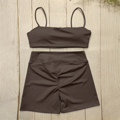 Kurze Fitness Kombination, Elegante Trainingsbekleidung Brau