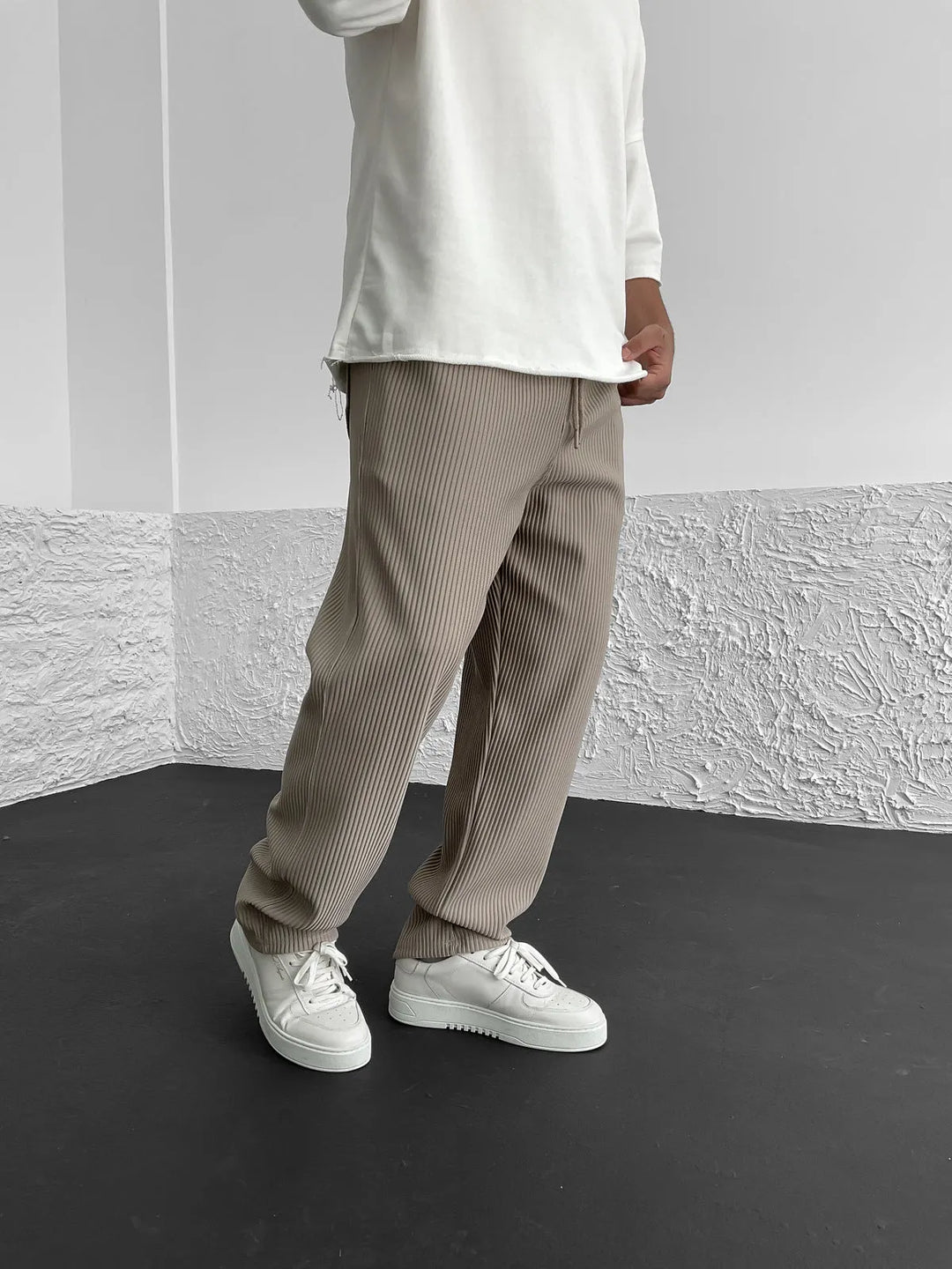 Gerippte Hose Modern